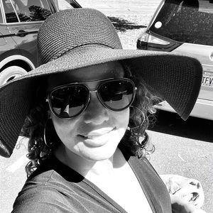 Meet your Posher, Amy